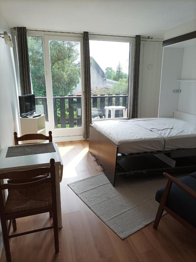 Apartamento Studio Tout Confort Au Bord Du Lac D'Estey Dax Exterior foto